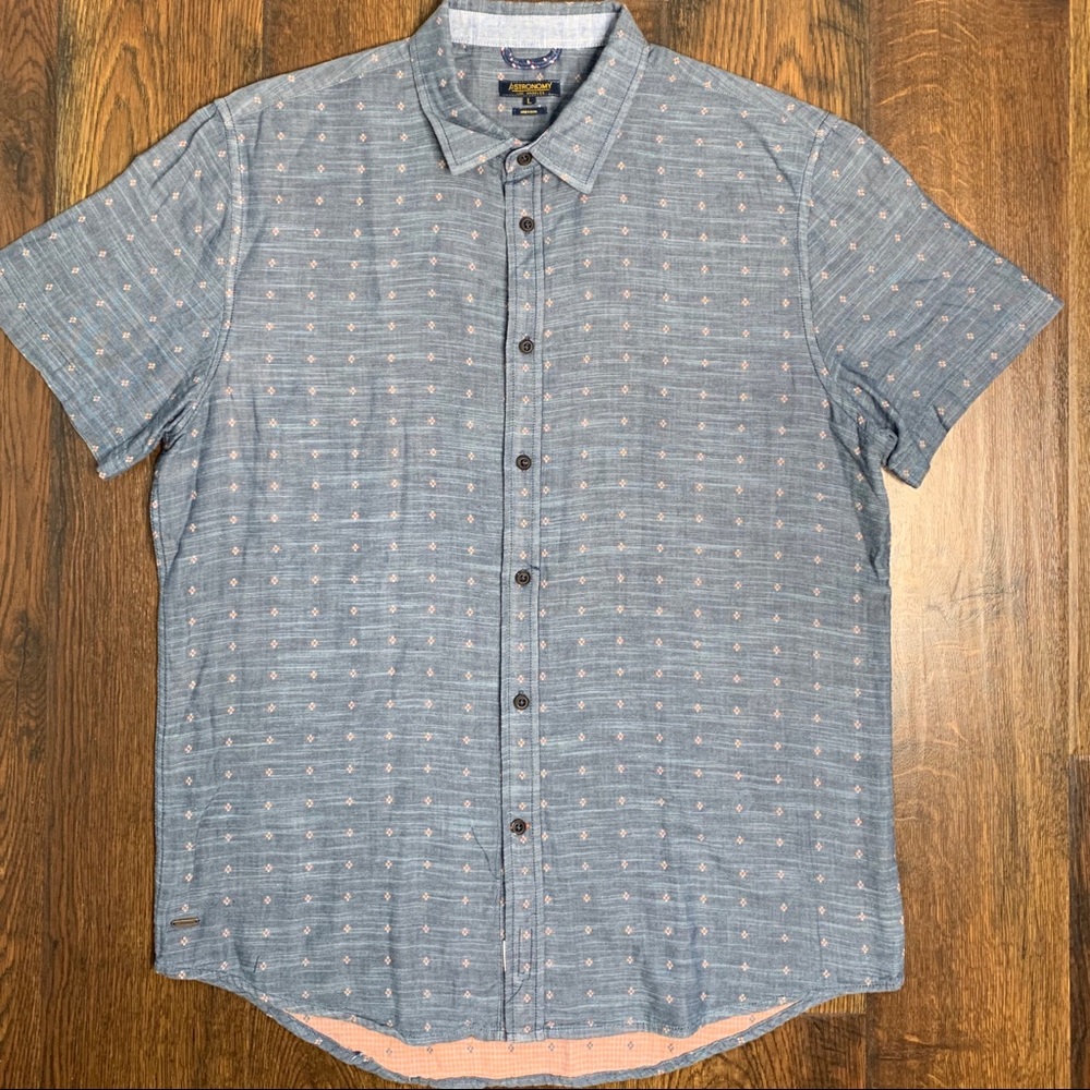 Astronomy Chambray Linen Short Sleeve Burton Front